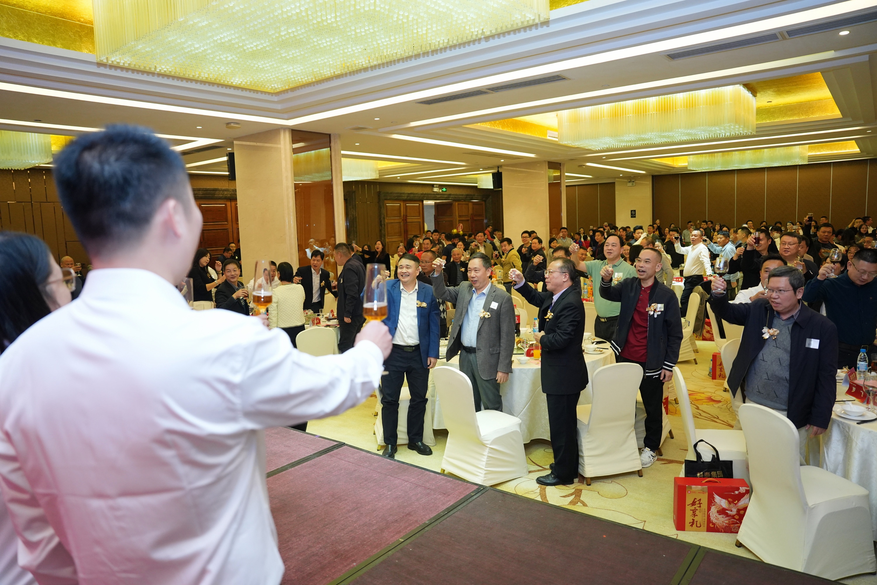 携手十五载，共创新未来｜十五周年庆典晚宴圆满落幕